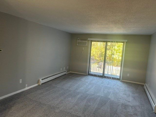 61 Shea Street 14, Lowell, MA 01854