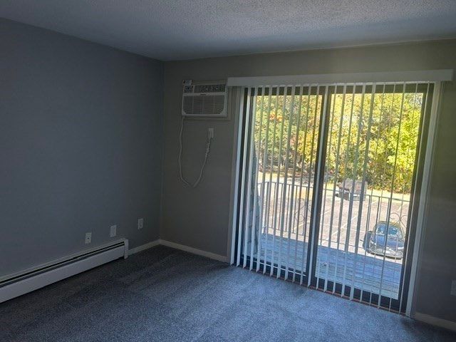 61 Shea Street 14, Lowell, MA 01854