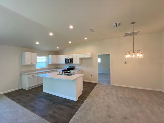 8190 N WAKEFIELD DRIVE, Citrus Springs, FL 34434