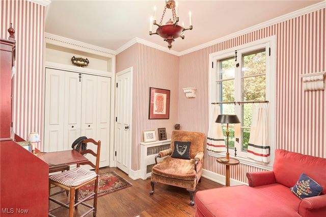 2120 Ridgewood Road, Akron, OH 44313