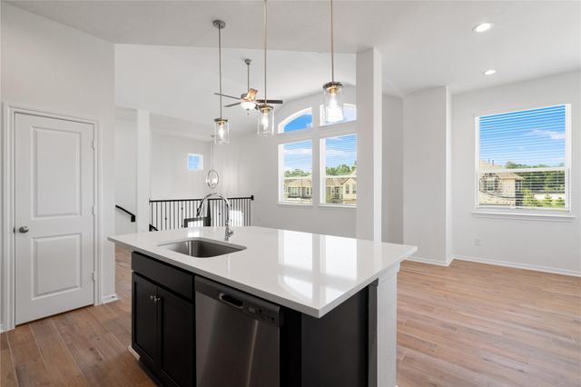 611 Silver Pear Court, Montgomery, TX 77316