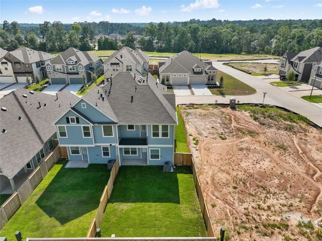 611 Silver Pear Court, Montgomery, TX 77316