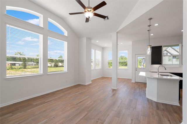 611 Silver Pear Court, Montgomery, TX 77316