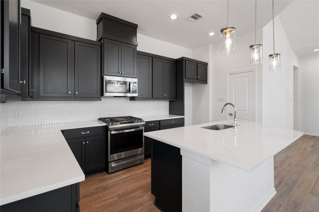 611 Silver Pear Court, Montgomery, TX 77316