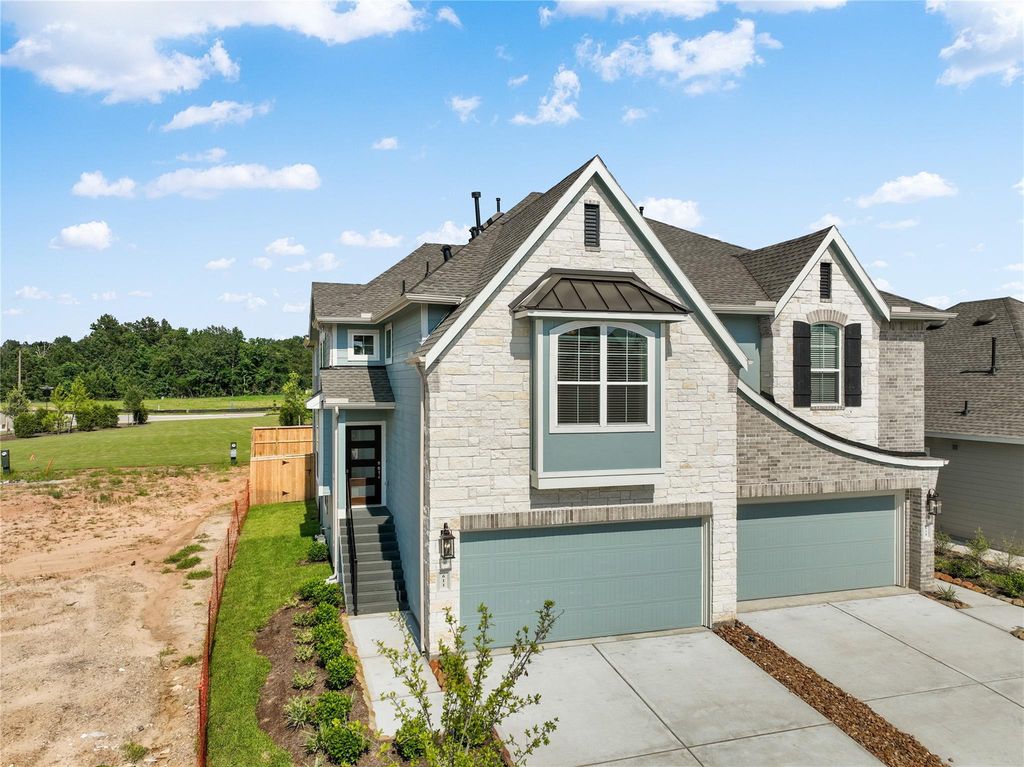 611 Silver Pear Court, Montgomery, TX 77316