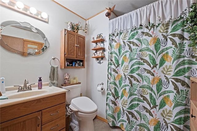 77 Stevens Road, Eudora, KS 66025