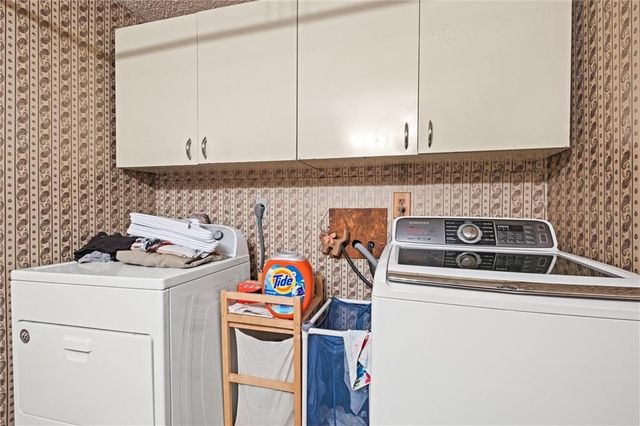 77 Stevens Road, Eudora, KS 66025