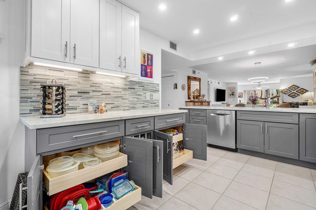 12560 Majesty Circle 104, Boynton Beach, FL 33437