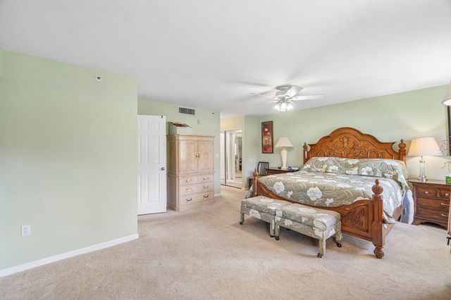 12560 Majesty Circle 104, Boynton Beach, FL 33437