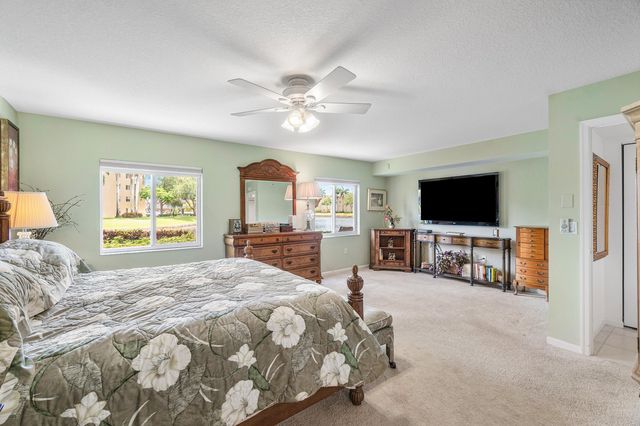 12560 Majesty Circle 104, Boynton Beach, FL 33437