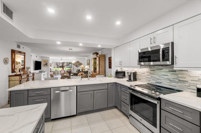 12560 Majesty Circle 104, Boynton Beach, FL 33437