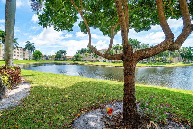 12560 Majesty Circle 104, Boynton Beach, FL 33437