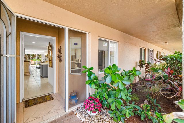 12560 Majesty Circle 104, Boynton Beach, FL 33437