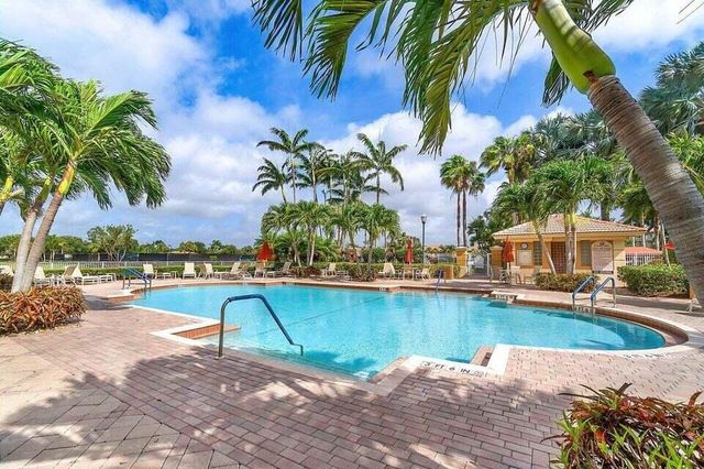 12560 Majesty Circle 104, Boynton Beach, FL 33437
