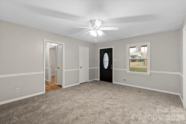 4332 Winedale Lane, Charlotte, NC 28205