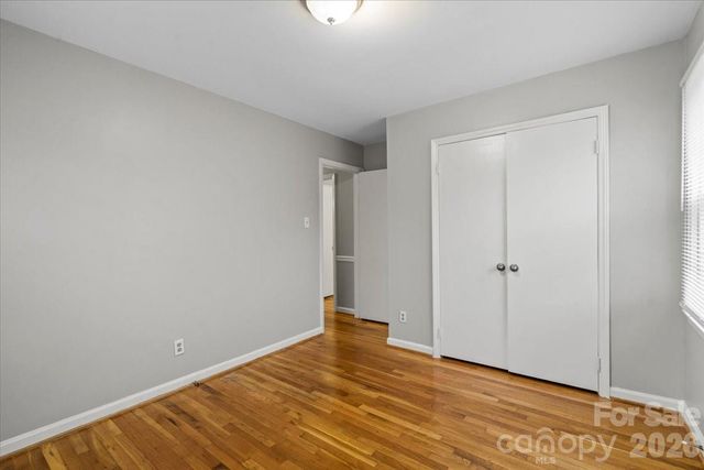 4332 Winedale Lane, Charlotte, NC 28205