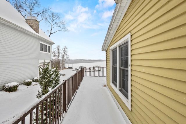 W964 Spring Grove Road, Green Lake, WI 54941