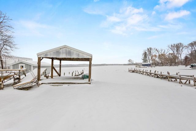 W964 Spring Grove Road, Green Lake, WI 54941