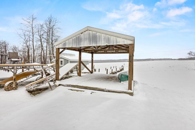 W964 Spring Grove Road, Green Lake, WI 54941