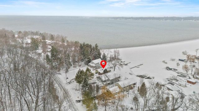 W964 Spring Grove Road, Green Lake, WI 54941