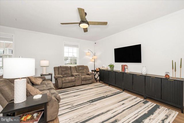 205 LONGLEY GREEN DR, Walkersville, MD 21793