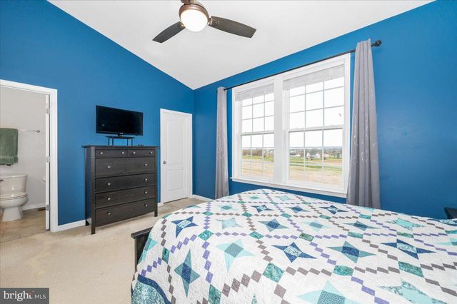 205 LONGLEY GREEN DR, Walkersville, MD 21793