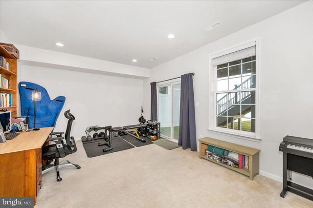 205 LONGLEY GREEN DR, Walkersville, MD 21793