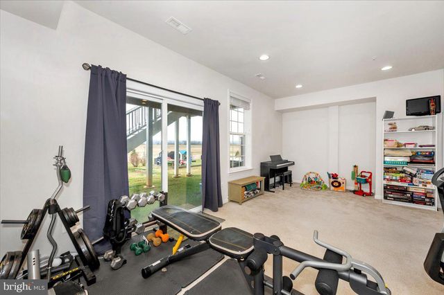 205 LONGLEY GREEN DR, Walkersville, MD 21793