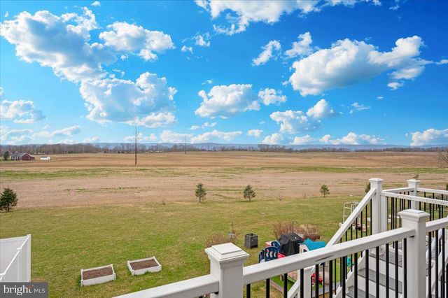 205 LONGLEY GREEN DR, Walkersville, MD 21793