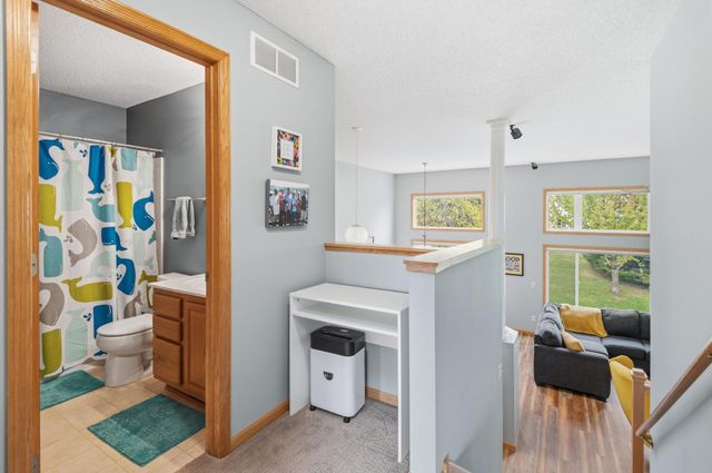 18863 Inca Avenue, Lakeville, MN 55044