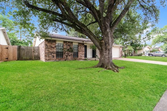 3811 Broken Elm Drive, Spring, TX 77388