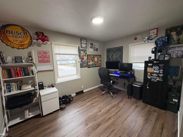 3157 Coventry Drive, Bay City, MI 48706