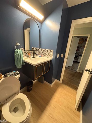 3157 Coventry Drive, Bay City, MI 48706