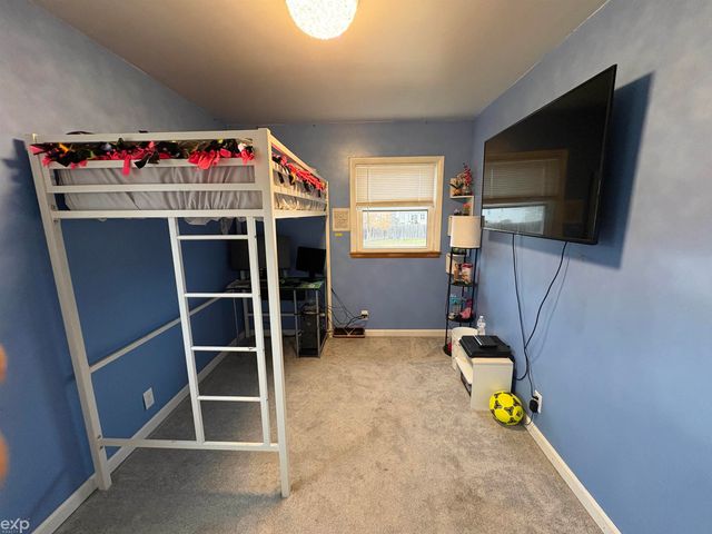 3157 Coventry Drive, Bay City, MI 48706