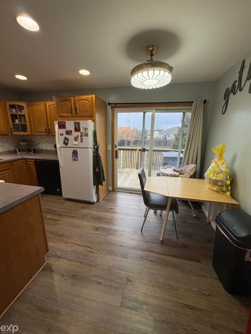 3157 Coventry Drive, Bay City, MI 48706