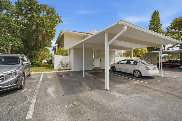 8350 SAVANNAH TRACE CIRCLE 305, Tampa, FL 33615