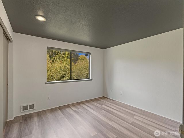 9408 1st Drive SE, Everett, WA 98208