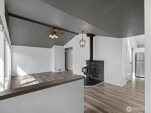 9408 1st Drive SE, Everett, WA 98208