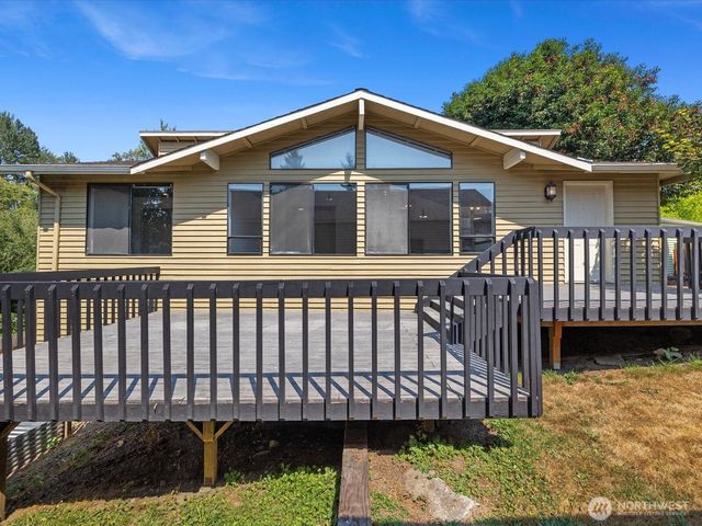 9408 1st Drive SE, Everett, WA 98208
