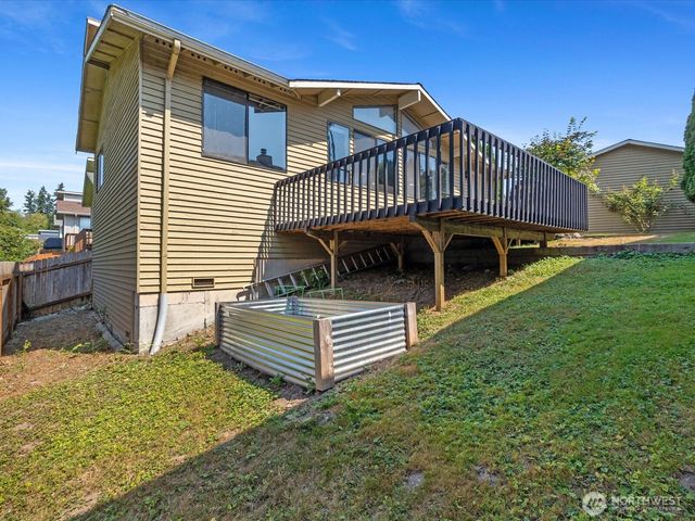 9408 1st Drive SE, Everett, WA 98208