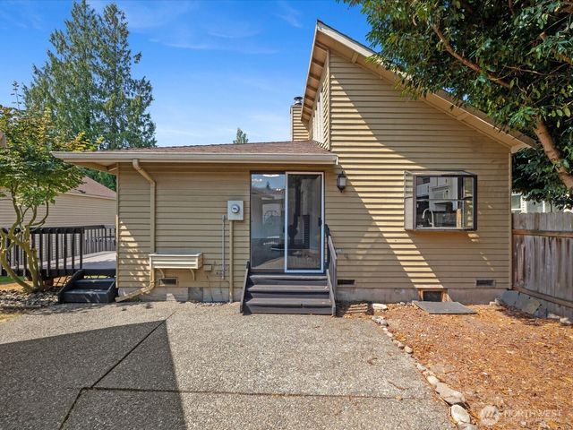 9408 1st Drive SE, Everett, WA 98208