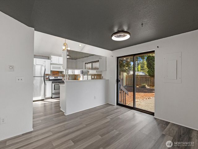9408 1st Drive SE, Everett, WA 98208