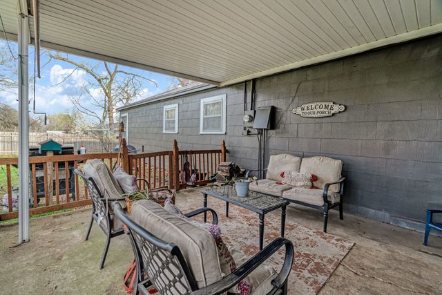 3025 E HOUSTON Street, Paris, TX 75460