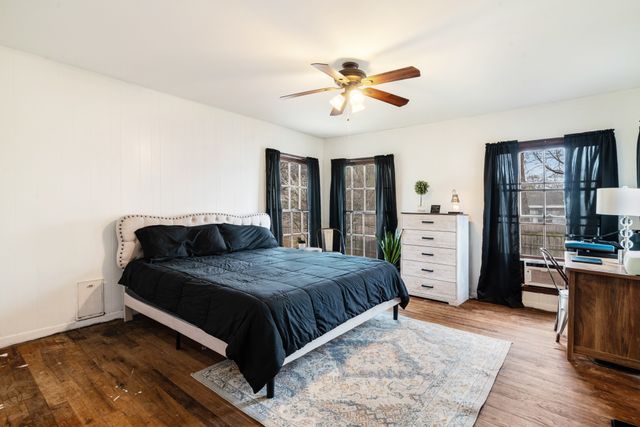 3025 E HOUSTON Street, Paris, TX 75460