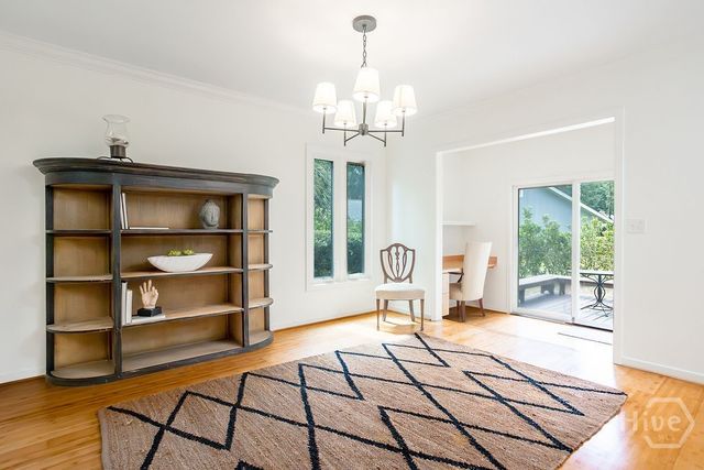 2 Bray Lane, Savannah, GA 31411