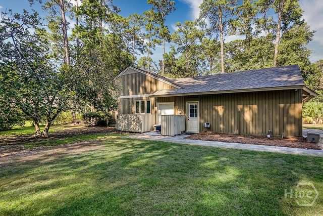 2 Bray Lane, Savannah, GA 31411