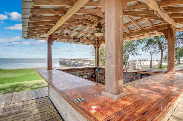 2 Bray Lane, Savannah, GA 31411