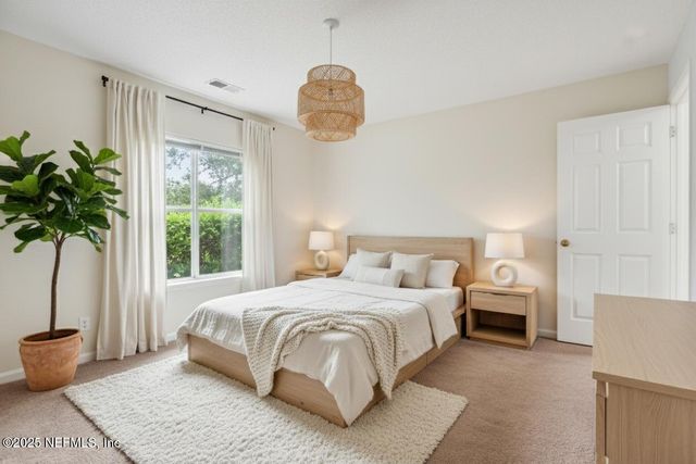 757 BENTON HARBOR Drive E, Jacksonville, FL 32225