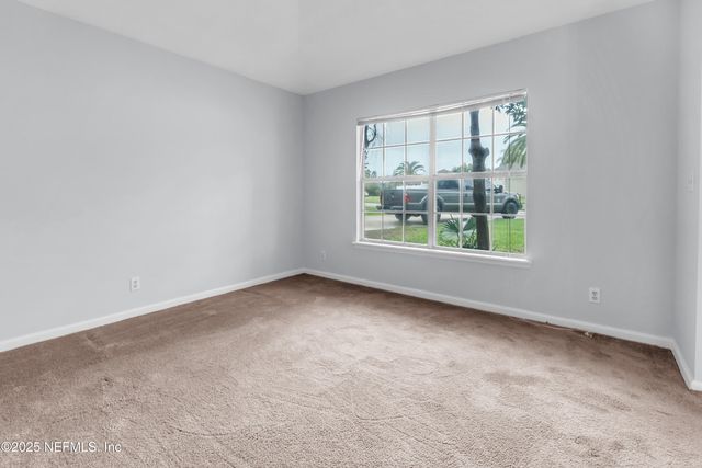 757 BENTON HARBOR Drive E, Jacksonville, FL 32225