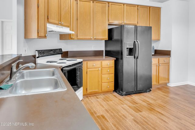 757 BENTON HARBOR Drive E, Jacksonville, FL 32225